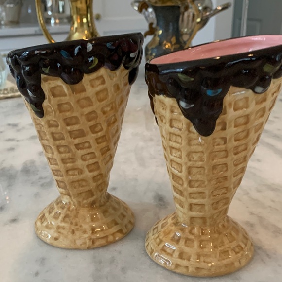 Vintage Waffle Cone Cups with Pink and Mint Interiors. - Picture 2 of 3